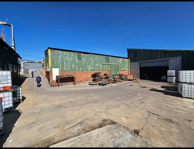 7,000M² WAREHOUSE FOR SALE IN ALBERTON NORTH